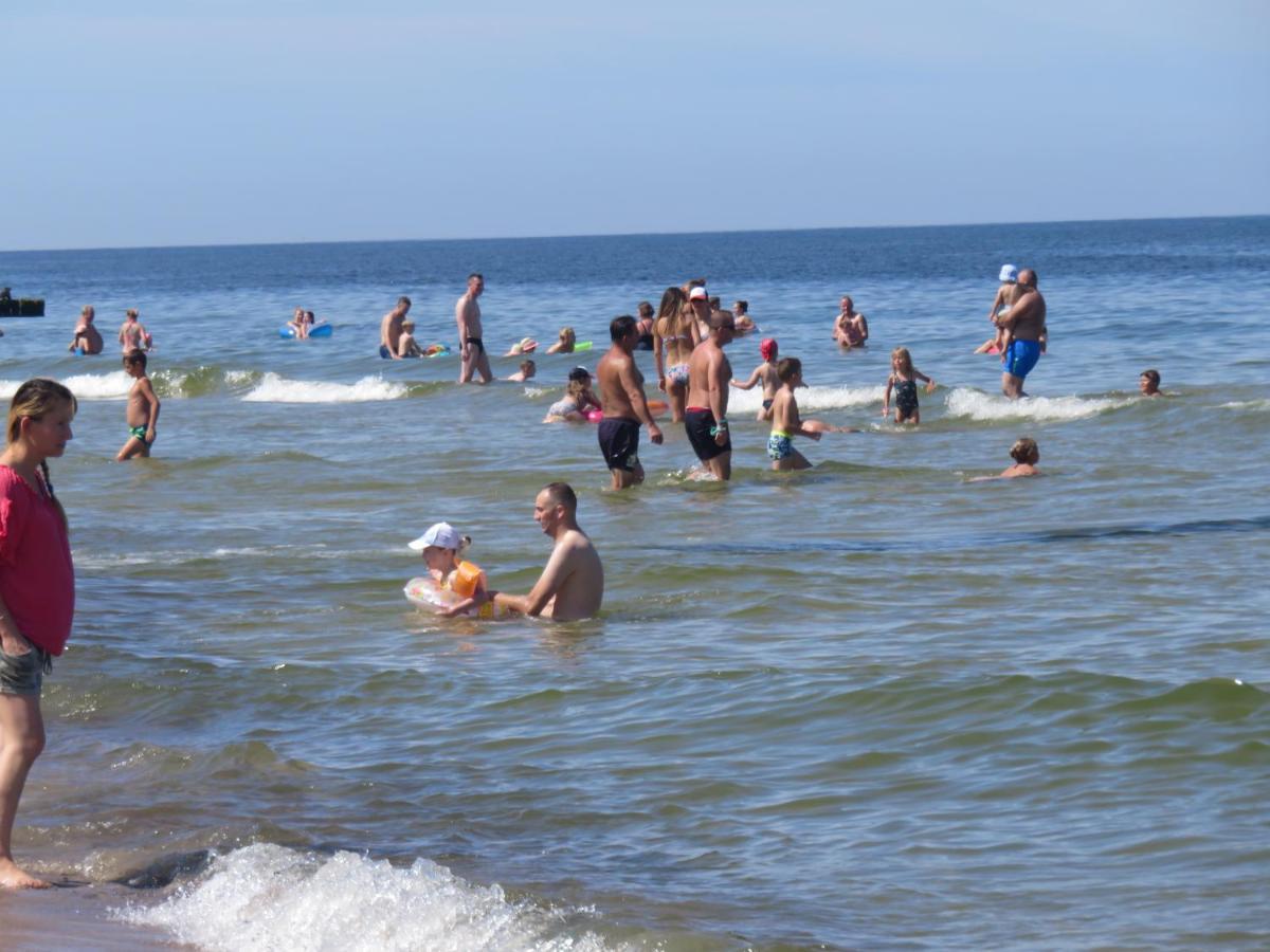 Ozi-Holiday Rusinowo  Kültér fotó